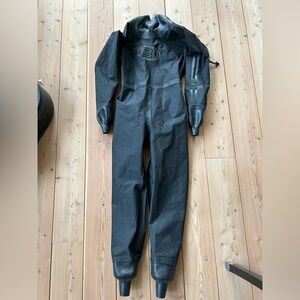 🐦‍⬛EUC Bare ULTRA DRY Suit XS Adult
